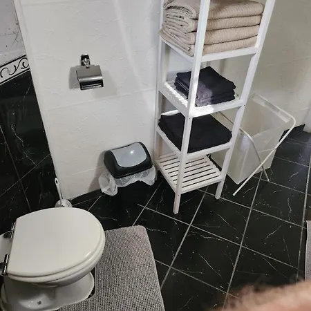 Family Belgrad * Brestovik