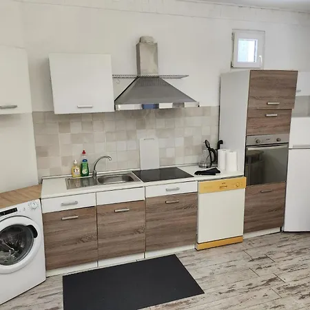 アパート Family Belgrad Brestovik