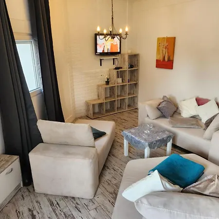 Family Belgrad アパート